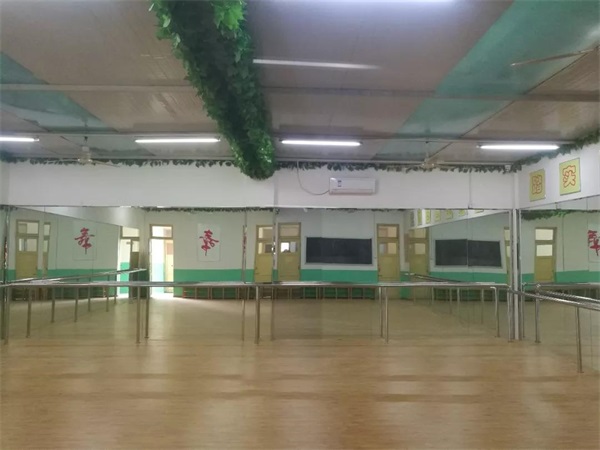 保定新能源技工学校(图46)