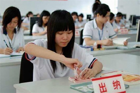 石家庄通达铁路学校(图15) 石家庄通达铁路学校(图15)